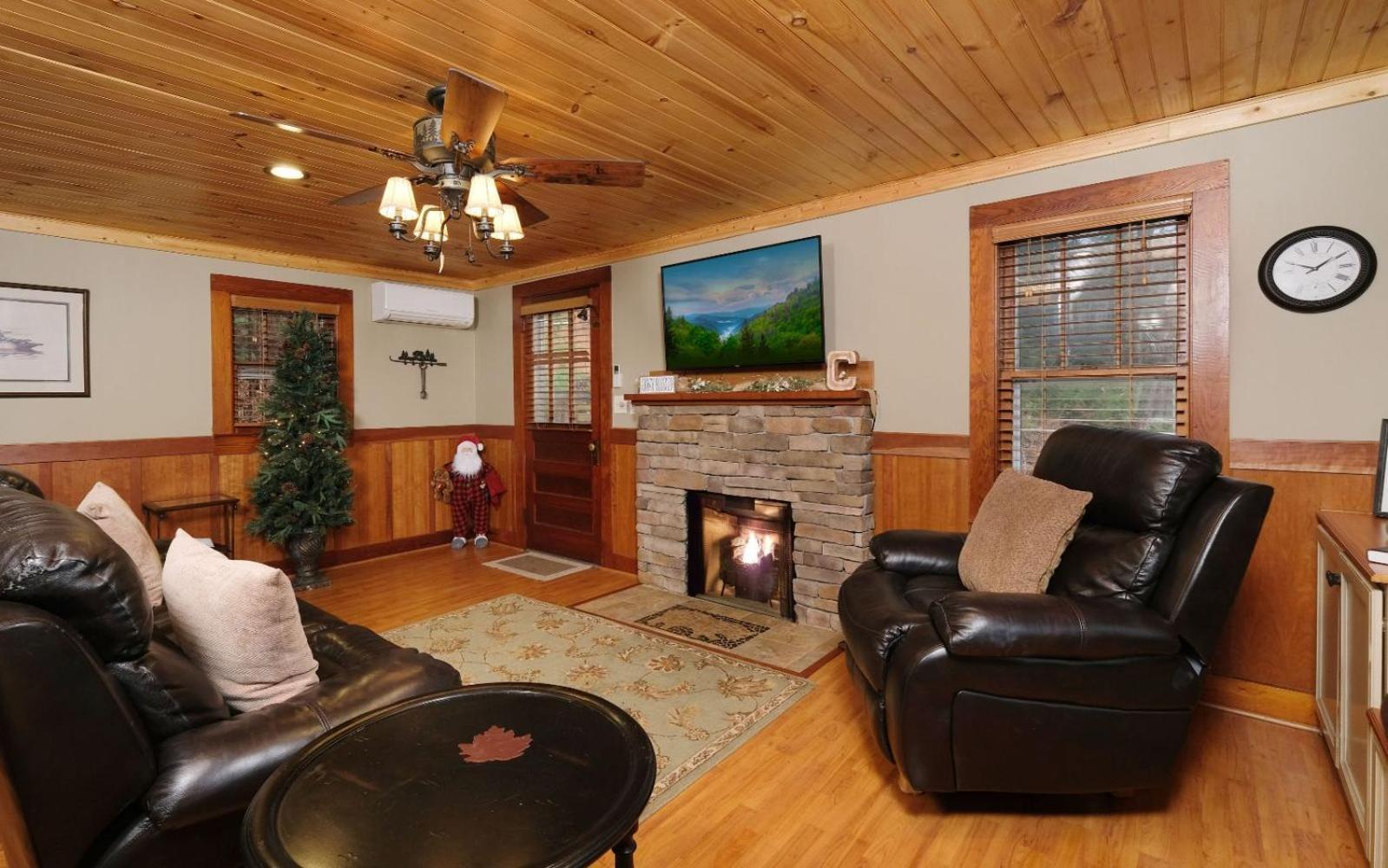 גטלינבורג Karens Cozy Cottage מראה חיצוני תמונה
